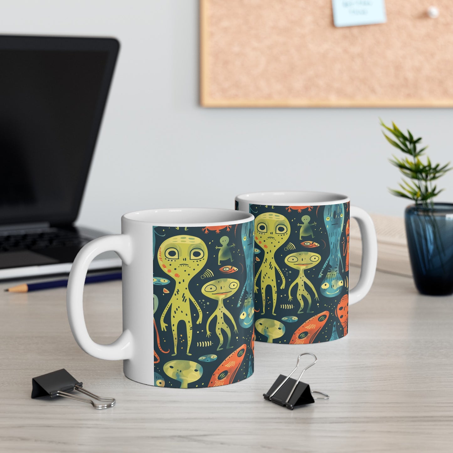 Cartoonish Aliens B - Ceramic Mug Collection